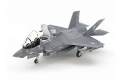 60791 | Tamiya 1/72 Lockheed Martin F-35B Lightning II Scaled Plastic Model Kit -Tamila Model Shop TAM 60791 01 1200x800 1