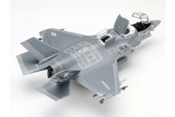 60791 | Tamiya 1/72 Lockheed Martin F-35B Lightning II Scaled Plastic Model Kit -Tamila Model Shop TAM 60791 02 1200x800 1
