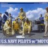 61107 | Tamiya 1/48 U.S. WWII Navy Pilot Set W/ Moto-Tug Scaled Plastic Model Kit -Tamila Model Shop TAM 61107 00 1200x800 1
